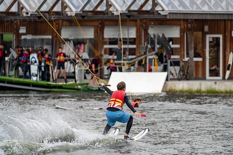 Sportpark Wedau, waterski Wedau, waterski and wakeboard facility in the sports park, Duisburg, North Rhine-Westphalia, Germany, Europe