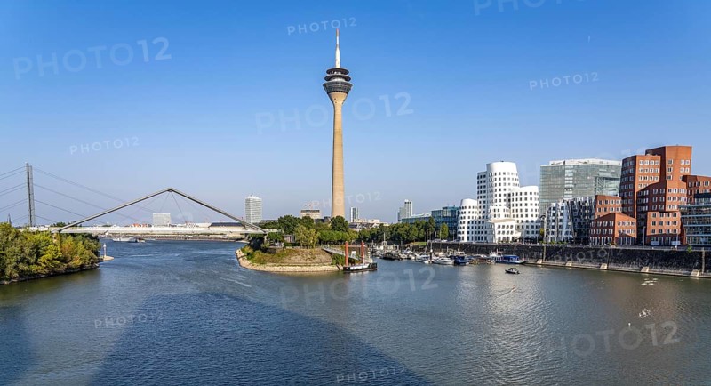 Düsseldorf Media Harbour, Rhine Tower, Gehry buildings, bridge over the entrance to the harbour, Rhine, North Rhine-Westphalia, Germany, Europe