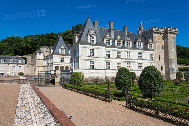 Historic stone castle with manicured green garden on a sunny day, Villandry Castle, Renaissance, Tours, Loire Valley, Centre-Val de Loire, France, Europe