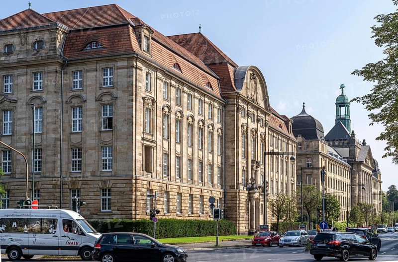 In front the building of the Düsseldorf Higher Regional Court, behind it the Düsseldorf District Government, on Cecilienallee, administrative building, Düsseldorf, North Rhine-Westphalia, Germany, Europe