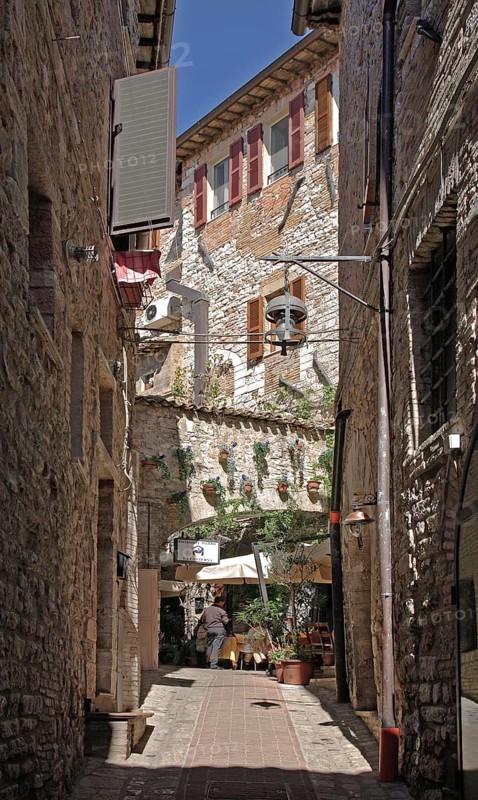 Street in the historic centre of Assisi, Umbria, Italy, Europe