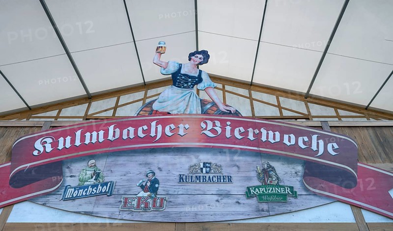 Welcome sign at the beer tent during the Kulmbach Beer Week, Kulmbach, Upper Franconia, Bavaria, Germany, Europe