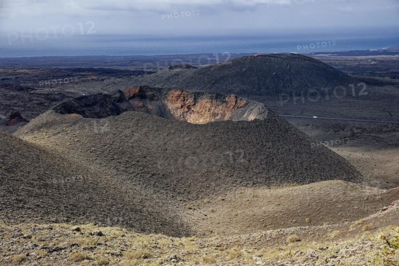 Volcanic landscape of the Fire Mountains, Montañas del Fuego, Timanfaya National Park, Lanzarote, Canary Islands, Canary Islands, Spain, Europe