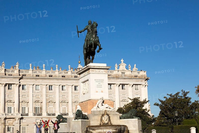 Royal Palace, Plaza de Oriente equestrian statue King Felipe IV designed by Velazquez, Madrid, Spain, Europe