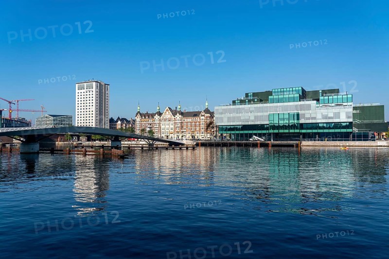 The Danish Architecture Centre, Dansk Arkitektur Center, at the harbour, Lille Langebro Bridge, bicycle and pedestrian bridge, Copenhagen, Denmark, Europe