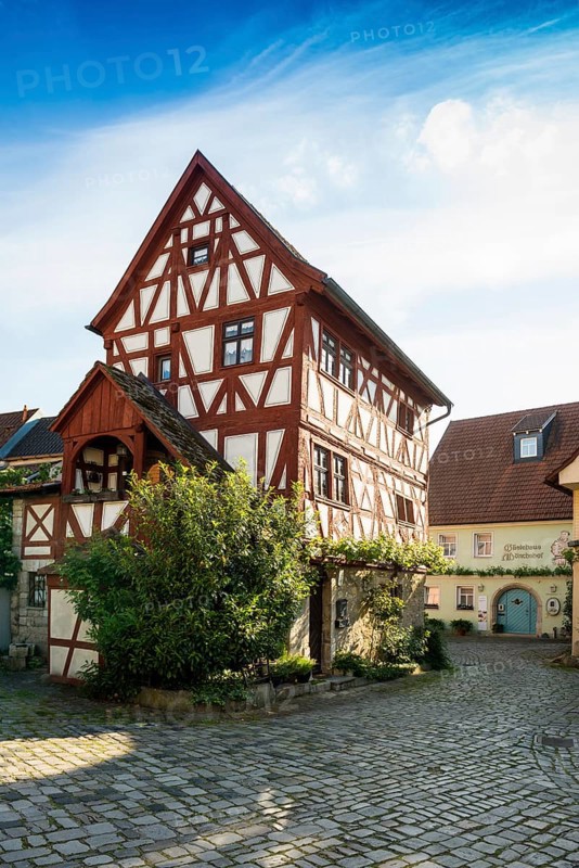 Medieval wine-growing village with half-timbered houses, Sommerhausen, Mainfranken, Lower Franconia, Franconia, Bavaria, Germany, Europe