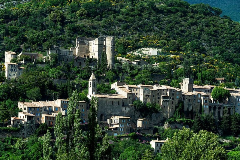 Montbrun les Bains village. Drôme. Auvergne-Rhone-Alpes. France