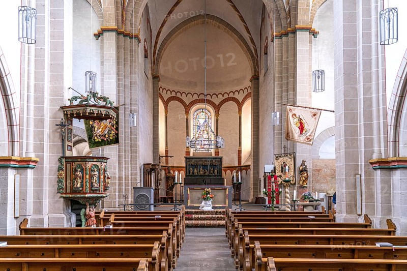 Interior of the collegiate church of St Castor in Karden, Treis-Karden, Rhineland-Palatinate, Germany, Europe