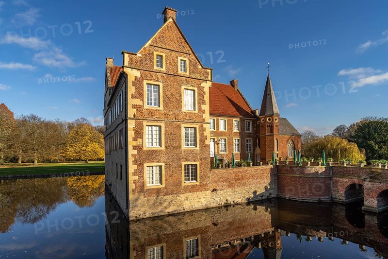 Burg Hülshoff, Havixbeck, Münsterland, North Rhine-Westphalia, Germany, Europe