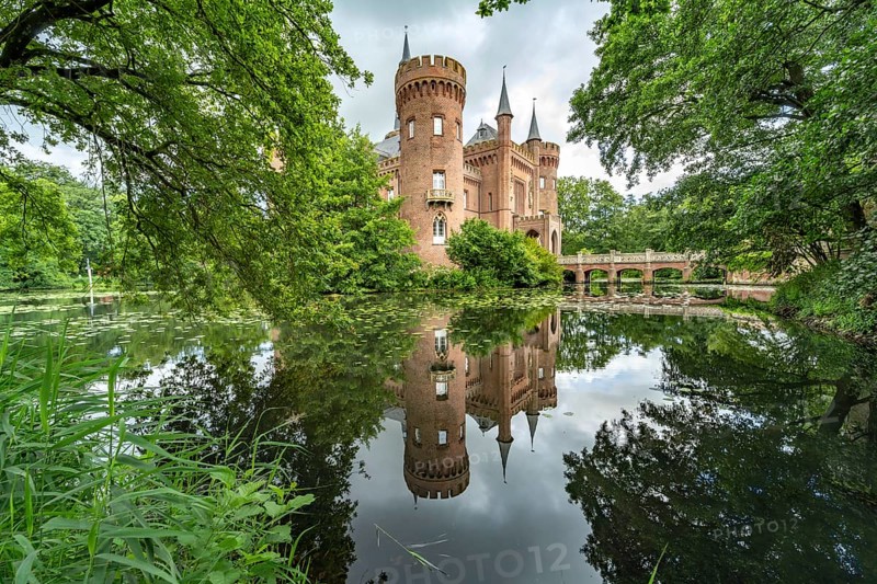 Schloss Moyland moated castle, Bedburg-Hau, Kleve district, North Rhine-Westphalia, Germany, Europe