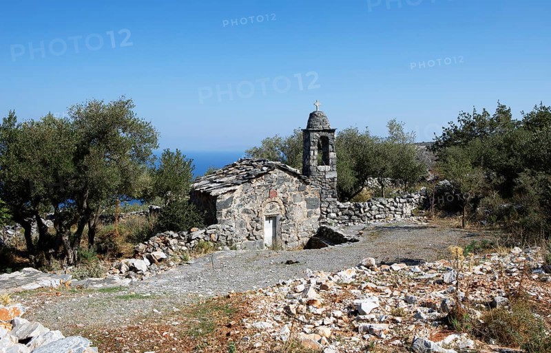 Traditional chapel on the Mani, behind the Laconian Gulf, Laconia, Peloponnese, Greece, Europe