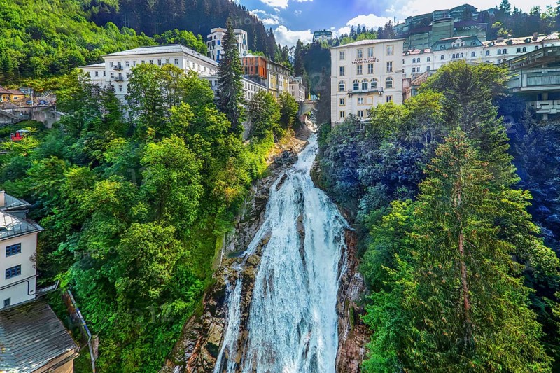 Panorama of the historic town centre with waterfall of the Gasteiner Ache, Bad Gastein, Gastein valley, Hohe Tauern, Pongau, Salzburg province, Austria, Europe