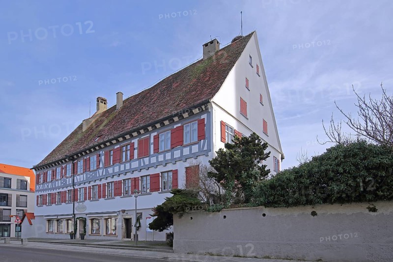 Historic official residence built in 1610, half-timbered house, Langenau, Alb-Donau district, Swabian Alb, Baden-Württemberg, Germany, Europe