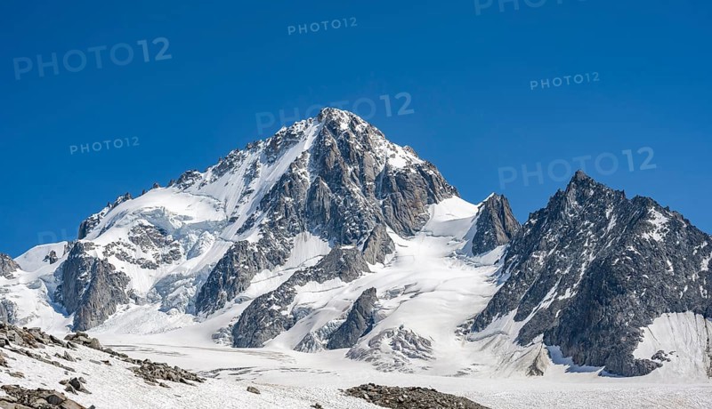 High alpine mountain landscape, Glacier du Tour, glacier and mountain peak, summit of the Aiguille de Chardonnet, Chamonix, Haute-Savoie, France, Europe