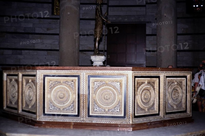 Baptismal font in Baptistery of St John, San Giovanni Baptistery, Pisa, Italy in 1999