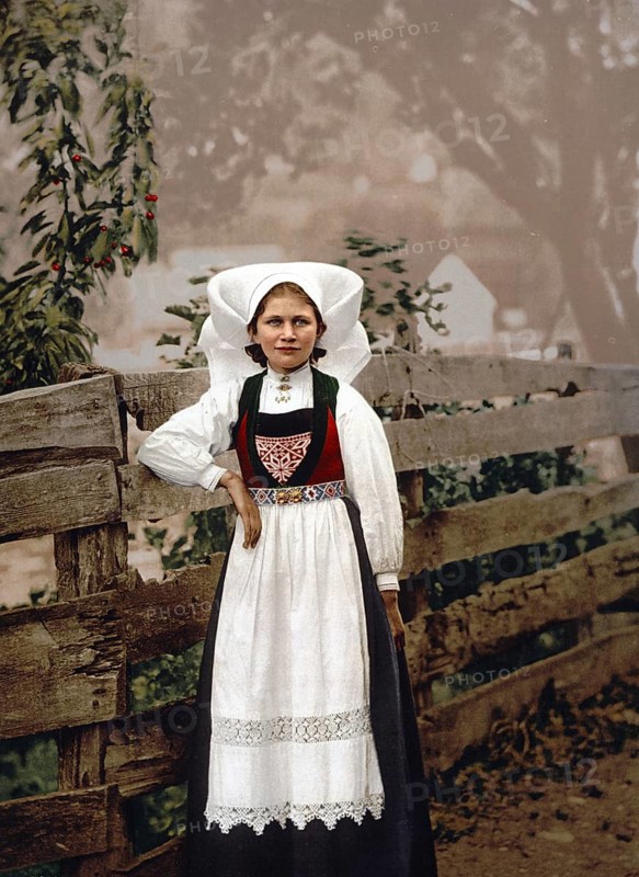 A Hardanger girl, Hardangerfjord, Norway, View from 1885, Historical, digitally restored reproduction from a 19th century original, Record date not stated, Europe