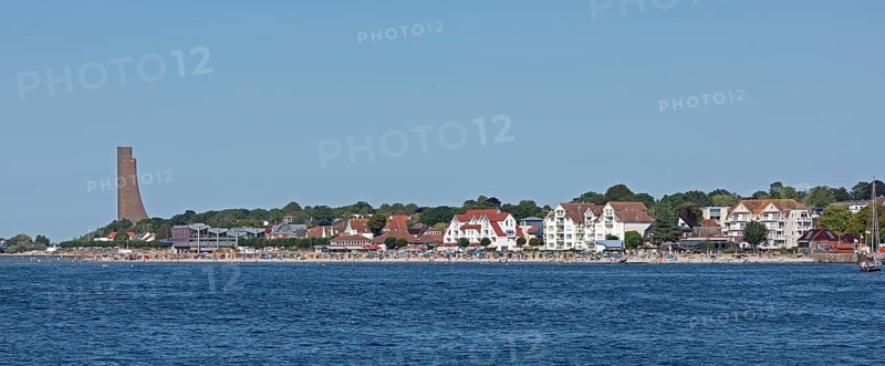 Houses, beach, naval memorial, Laboe, Schleswig-Holstein, Germany, Europe