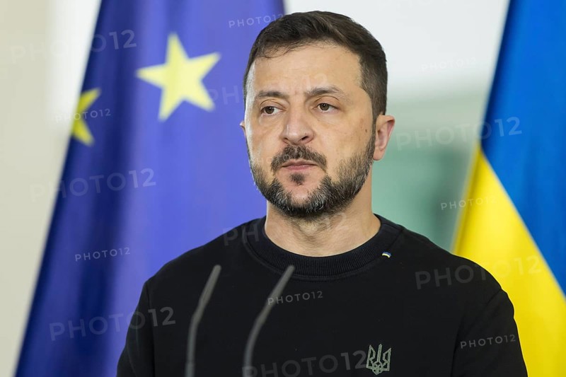 Volodymyr Zelensky (President of Ukraine) gives a press statement together with Olaf Scholz at the Federal Chancellery, 11 October 2024