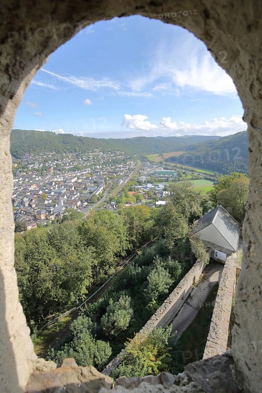 View from the keep of Nassau Castle built in 1093, view down, cityscape, aerial view, view, Westerwald, Lahntal, Nassau, Nassau, Rhineland-Palatinate, Germany, Europe