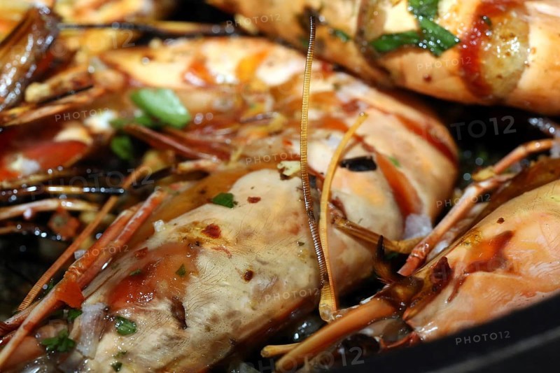 Grilled black tiger prawns