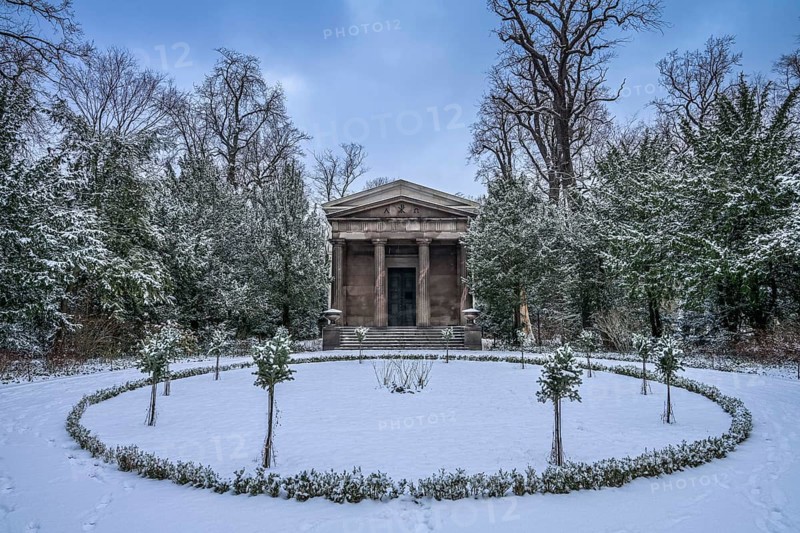 Winter, Mausoleum in Charlottenburg Palace Gardens, Charlottenburg-Wilmersdorf, Berlin, Germany, Europe