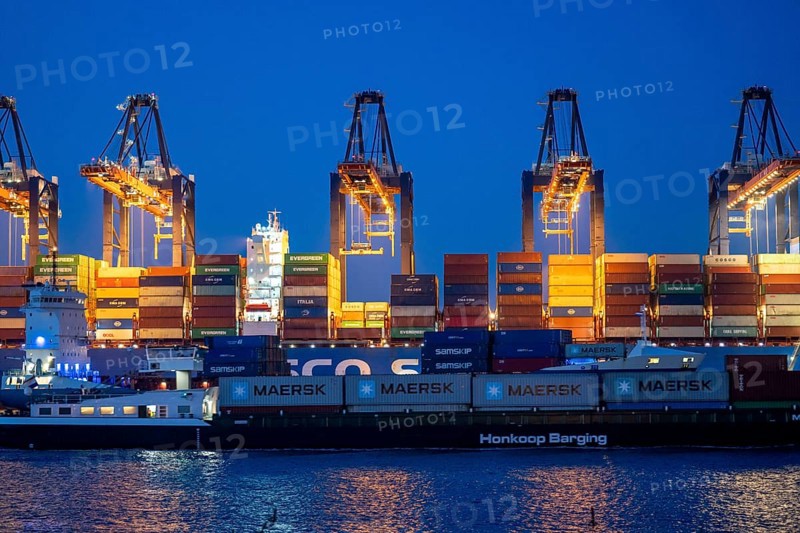 Container ship of the shipping company Cosco Shipping, CSCL SATURN, being loaded and unloaded, Euromax Container Terminal, container freighter, in the seaport of Rotterdam, Yangtzehaven, Netherlands, deep-sea harbour Maasvlakte 2, on an artificial land area off the original coastline