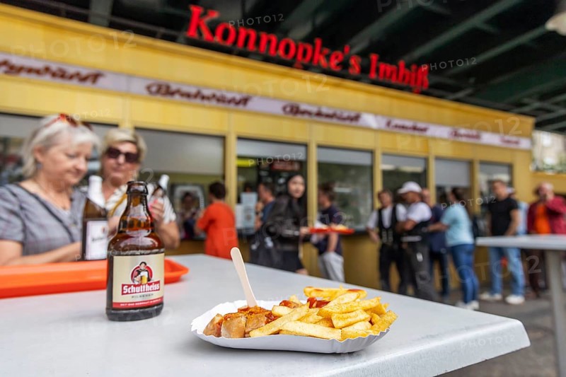 Konnopke's snack bar is cult. Konnopke's in Prenzlauer Berg. It was the first snack bar in East Berlin to introduce the currywurst in 1960. Berlin, Germany, Europe