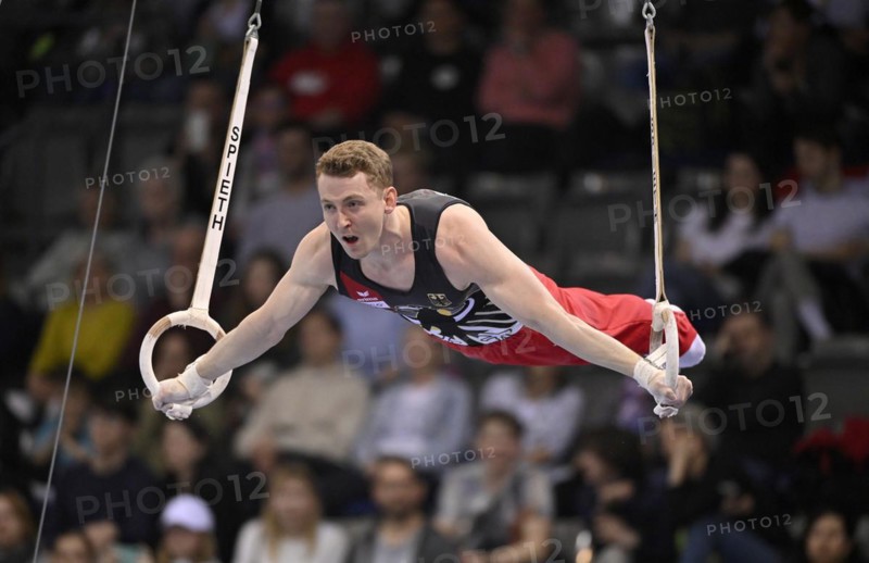 Nils Dunkel GER, rings, gymnastics, artistic gymnastics, gymnast, men, EnBW DTB-Pokal, Porsche-Arena, Stuttgart, Baden-Württemberg, Germany, Europe