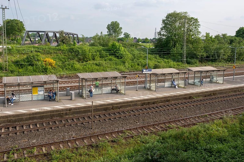Platform with bus shelter, railway station, Dülmen, Münsterland, North Rhine-Westphalia, Germany, Europe