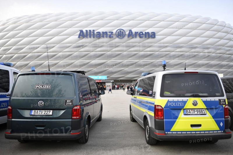 Increased danger situation SEK, special task force, police car, police in front of Bundesliga match, terror threat, terror warning, German Classico FC Bayern Munich FCB vs. Borussia Dortmund BVB, Allianz Arena, logo, Munich, Bavaria, Germany, Europe