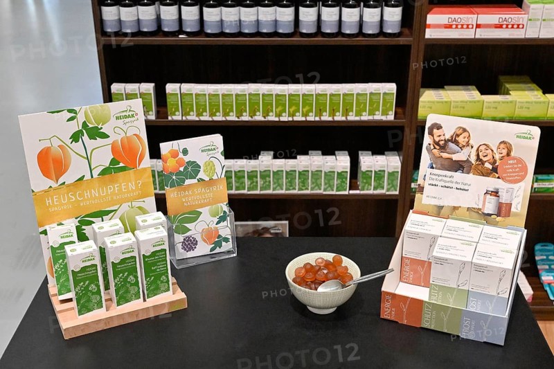 Sales shelf Heidak spagyric against hay fever