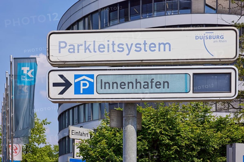 Sign for the Duisburg parking guidance system and multi-storey car park at the inner harbour Duisburg, Ruhr area, independent city, North Rhine-Westphalia, Germany, Europe