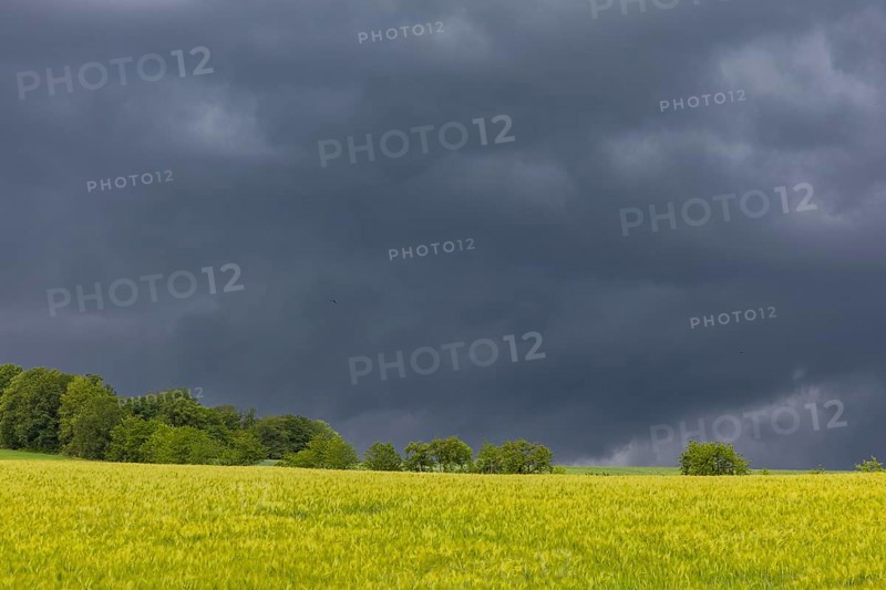 Heavy rain showers and thunderstorms over Possendorf in the Eastern Ore Mountains, Possendorf, Saxony, Germany, Europe