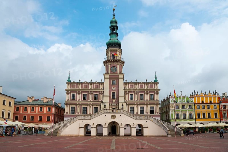Magnificent Renaissance town hall with tower on an impressive central square, Town Hall, Great Market Square, Zamosc, Zamosc, UNESCO World Heritage Site, Lublin Voivodeship, Poland, Europe