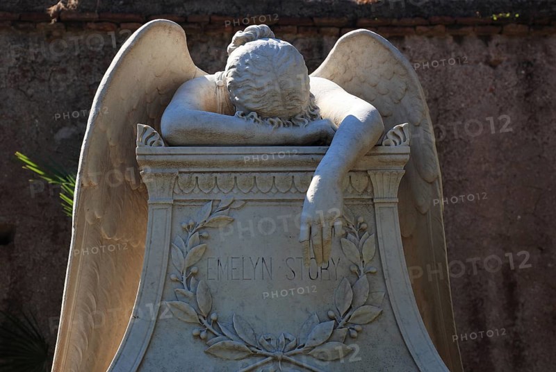 Angel of Grief, the grave of William Wetmore Story, Protestant cemetery, Cimitero acattolico, also Cimitero degli Inglesi or Cimitero dei protestanti, famous cemetery in the Testaccio district, Rome, Italy, Europe