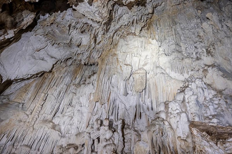 Stalactite cave, Terciopelo Cave, Barra Honda National Park, Costa Rica, Central America