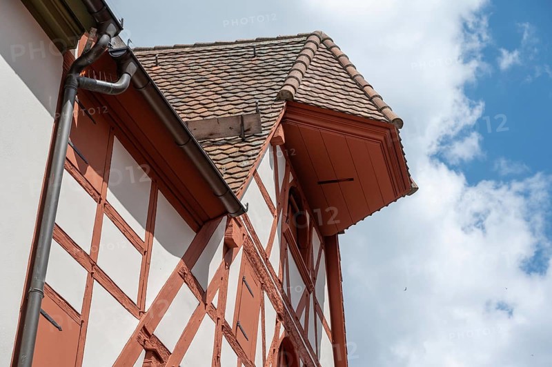 Roof lift bay window of the former barn, barn from 1424, today cultural barn of the Altstadfreunde Nuremberg, Zirkelschmiedsgasse 30, Nuremberg, Middle Franconia, Bavaria, Germany, Europe
