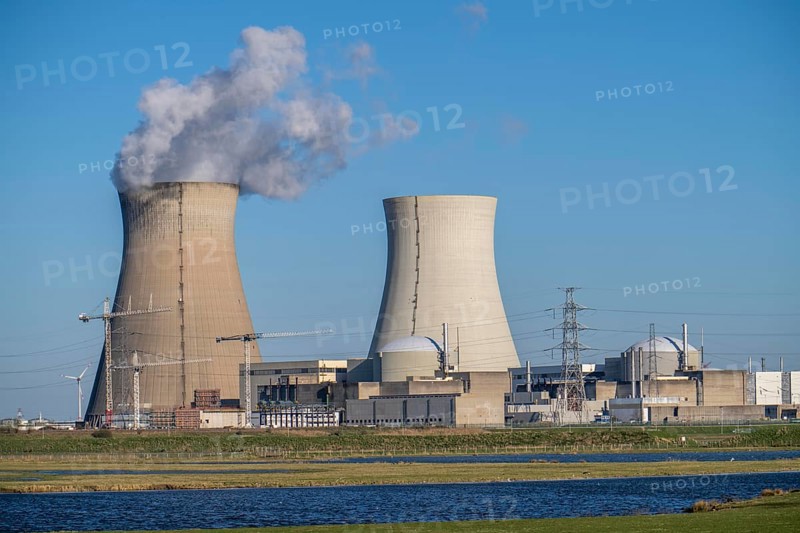 The Doel nuclear power plant on the Scheldt, one of two nuclear power plants in Belgium, consists of three operating units, each with a pressurised water reactor, as well as a decommissioned unit, Antwerp, Belgium, Europe