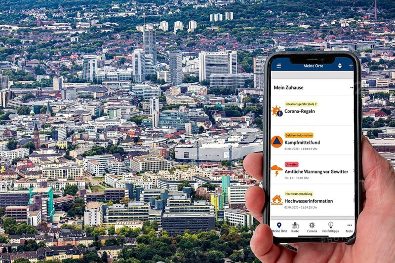 Symbolic image for NINA Warnapp, the Federal Office of Civil Protection and Disaster Assistance, warns the user of various dangers, disasters, storms, Essen, Germany, Europe