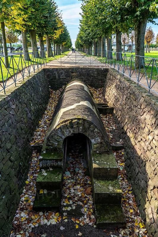 Xanten Archaeological Park, open-air museum on the site of the former Roman city of Colonia Ulpia Traiana, Roman aqueduct, North Rhine-Westphalia, Germany, Europe