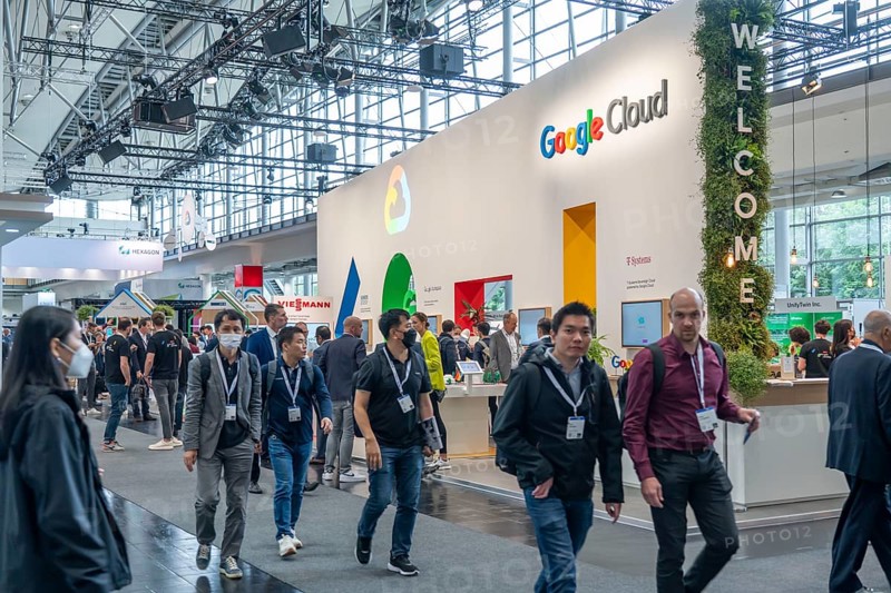 First day at Hannover Messe 2022, industrial trade fair, after a 2-year corona break, exhibition hall, Google Cloud exhibition stand, Lower Saxony, Germany, Europe