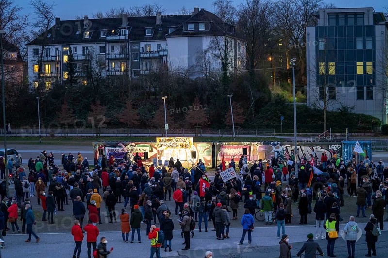 Demo, rally against lateral thinkers and anti-vaccinationists, per the Corona measures, organised by various groups, as a counterpoint to the walks of anti-vaccinationists and Corona deniers, in Essen North Rhine-Westphalia, Germany, Europe