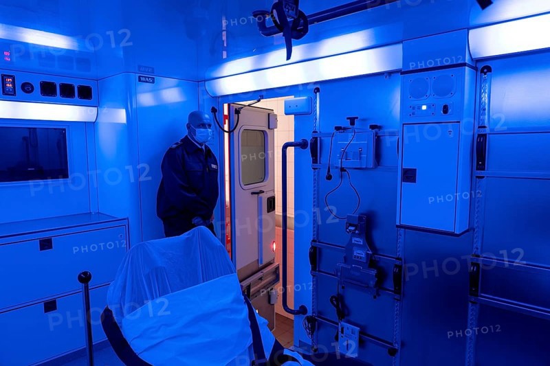 Special infection rescue vehicle of the Essen fire brigade, with special air filter systems, in this sealed-off vehicle the corona vaccines are to be prepared for the vaccinations