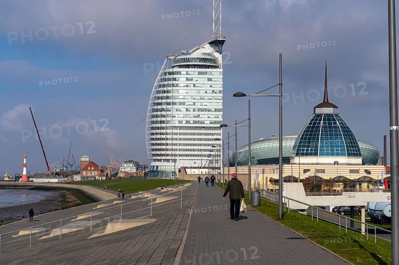 Skyline of Bremerhaven, Atlantic Sail City Hotel skyscraper, Klimahaus, harbour worlds, Weser dyke, Bremen, Germany, Europe