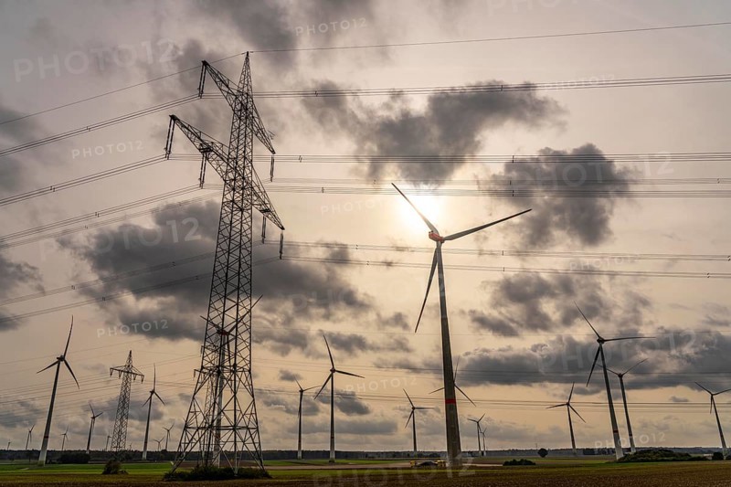 Wind farm, power line, high-voltage pylons, east of Bad Wünnenberg, OWL, North Rhine-Westphalia, Germany, Europe