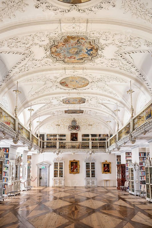 Richly decorated library in Baroque style, Salem Castle, former imperial abbey, former monastery of Order of Cistercians, Salem, Lake Constance, Lake Constance district, Baden-Württemberg, Germany, Europe