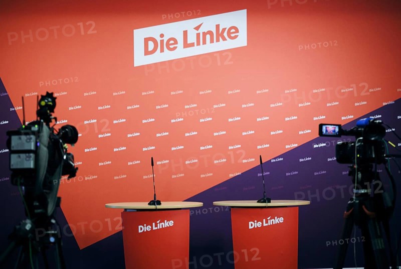 Press wall in the party headquarters of the Left Party, in the Karl Liebknecht House in Kleine Alexanderstraße in Berlin, 19/08/2024, 19/08/2024