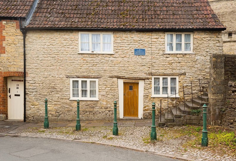 Proclamation House and steps, Calne, Wiltshire, England, UK