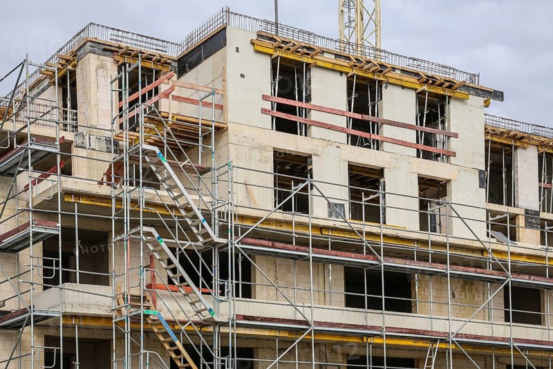 Gelsenkirchen, North Rhine-Westphalia, Germany, new development area in the Graf Bismarck district, new flat block, flat flats, site of the former Graf Bismarck colliery, on the Rhine-Herne Canal in the Gelsenkirchen Bismarck district, Europe