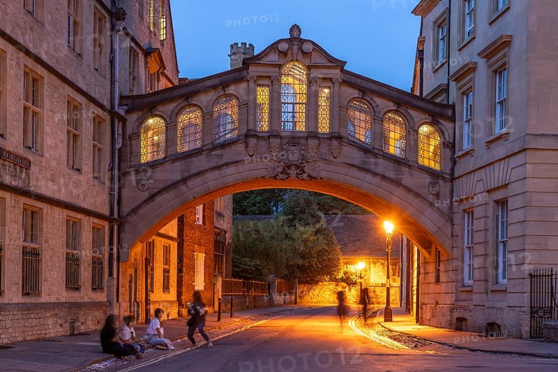 Hertford Bridge or Bridge of Sighs at dusk Oxford, Oxfordshire, England, United Kingdom, Europe